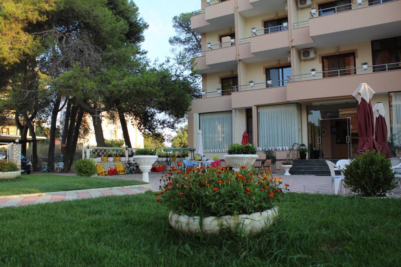Hotel Villa Aljor Golem  Exterior foto